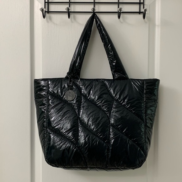 Puffer Shiny Black Quilted Vince Camuto Bag - Picture 3 of 17
